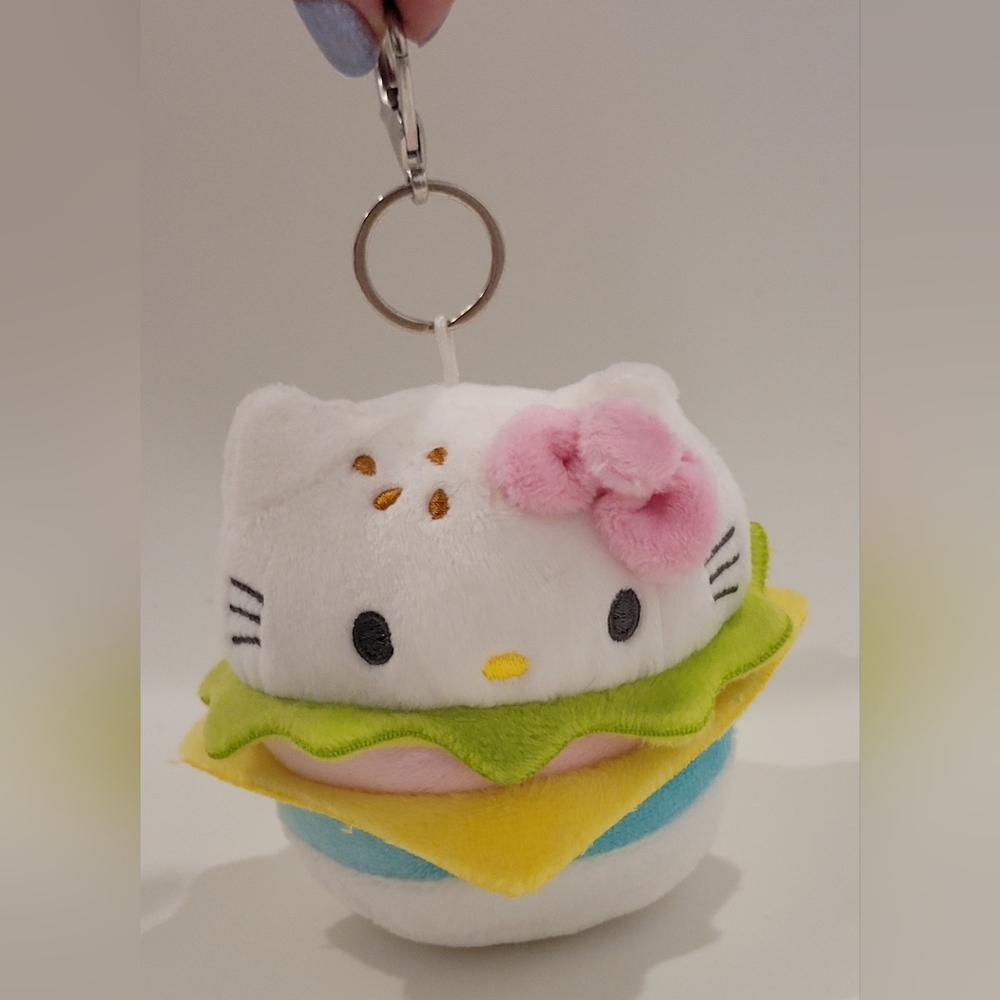 Sanrio Hello Kitty hamburger keychain plush